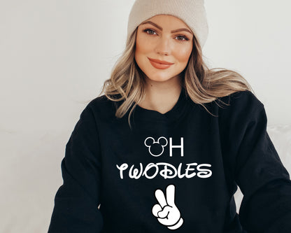 2nd Birthday Sweatshirt, Mickey Hand Sweatshirt, Vintage Mickey Mouse Hoodie-newamarketing